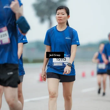 Runner Photo 7523768