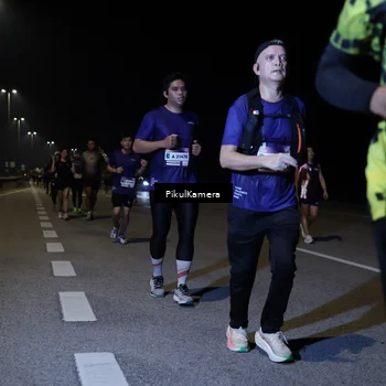 Runner Photo 7523786
