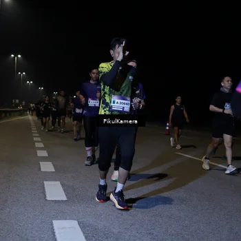 Runner Photo 7523795