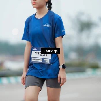 Runner Photo 7523800