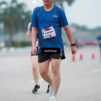 Runner Photo 7523802