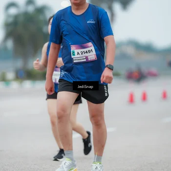 Runner Photo 7523811