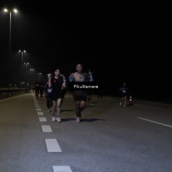 Runner Photo 7523845