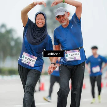 Runner Photo 7523855
