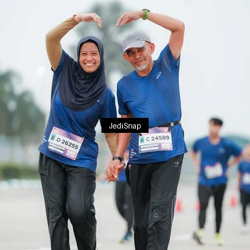 Runner Photo 7523861
