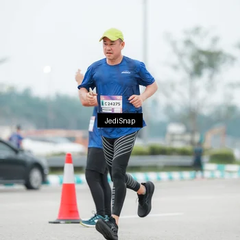 Runner Photo 7523874