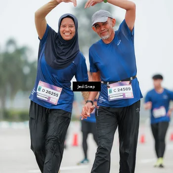 Runner Photo 7523875