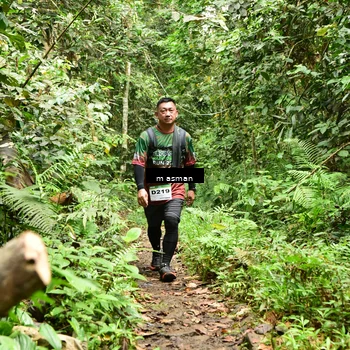 Runner Photo 7523896