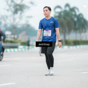 Runner Photo 7523917