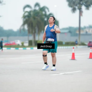 Runner Photo 7523919