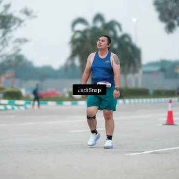 Runner Photo 7523925