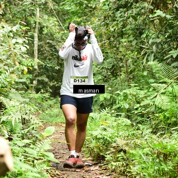 Runner Photo 7523926