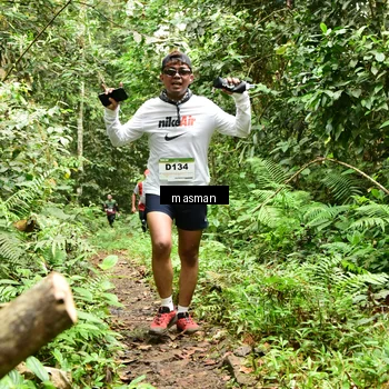Runner Photo 7523929