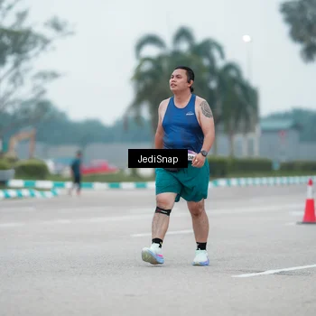 Runner Photo 7523933