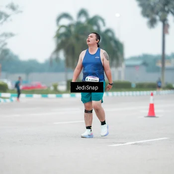 Runner Photo 7523934
