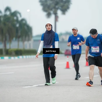 Runner Photo 7523939