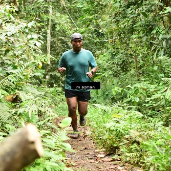 Runner Photo 7523955