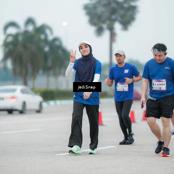 Runner Photo 7523962