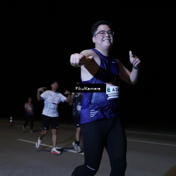 Runner Photo 7523983