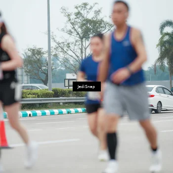 Runner Photo 7524046