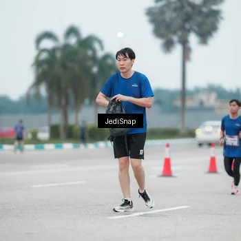 Runner Photo 7524063
