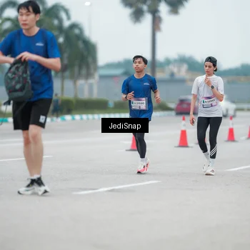 Runner Photo 7524069