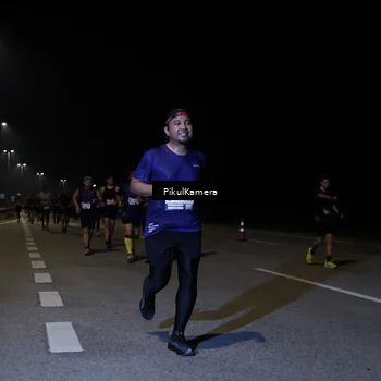 Runner Photo 7524083