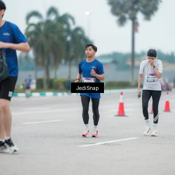 Runner Photo 7524095