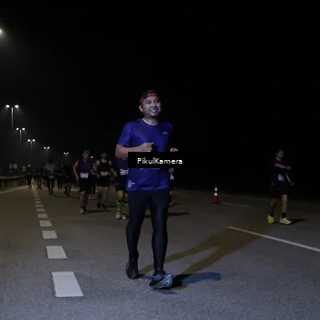 Runner Photo 7524101