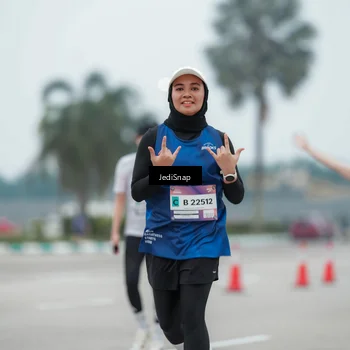 Runner Photo 7524118
