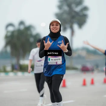 Runner Photo 7524122