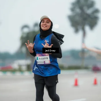 Runner Photo 7524126