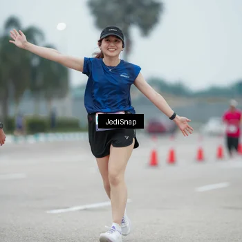 Runner Photo 7524132