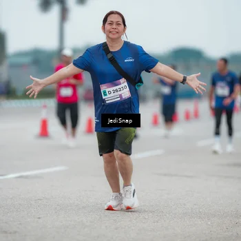 Runner Photo 7524174