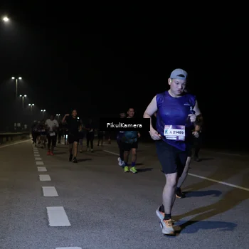 Runner Photo 7524205