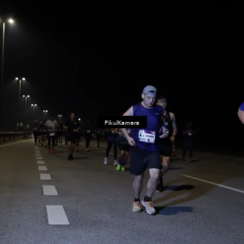 Runner Photo 7524207
