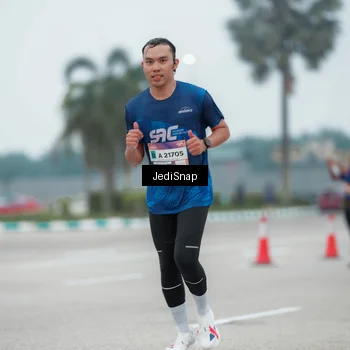 Runner Photo 7524210