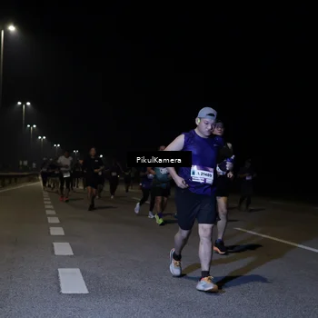 Runner Photo 7524225