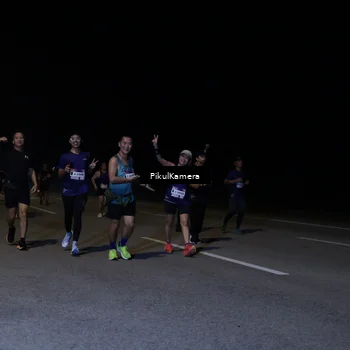 Runner Photo 7524253