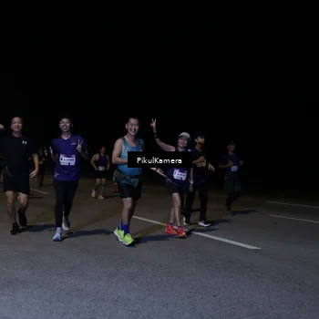 Runner Photo 7524265