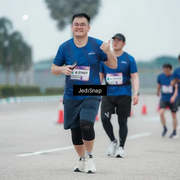 Runner Photo 7524270