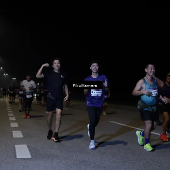 Runner Photo 7524271