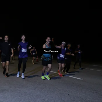 Runner Photo 7524272