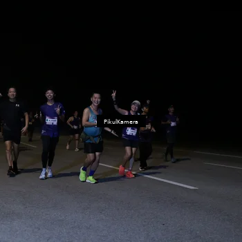 Runner Photo 7524274