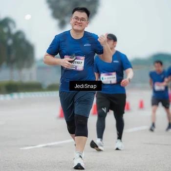 Runner Photo 7524311