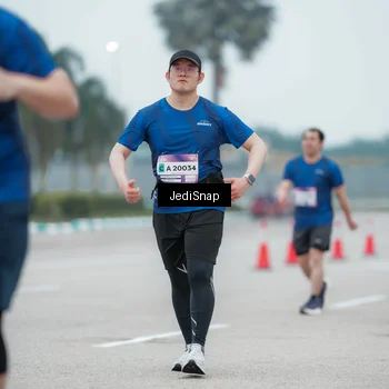 Runner Photo 7524321