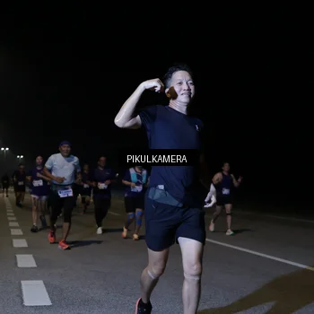 Runner Photo 7524328