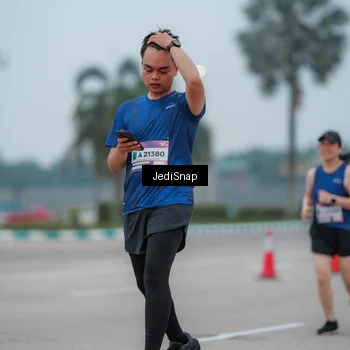 Runner Photo 7524360