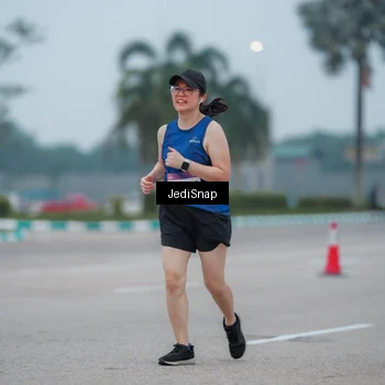 Runner Photo 7524377