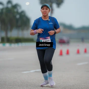 Runner Photo 7524385